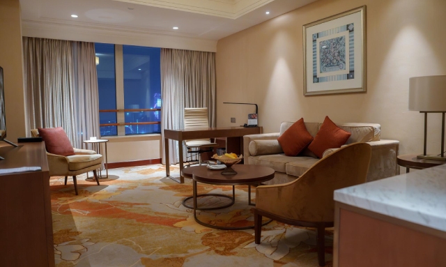Round Hill Village House | Zephyr Cov 5BR4BA -Pool,Spa,Steam Rm,5 Min 2 Ski